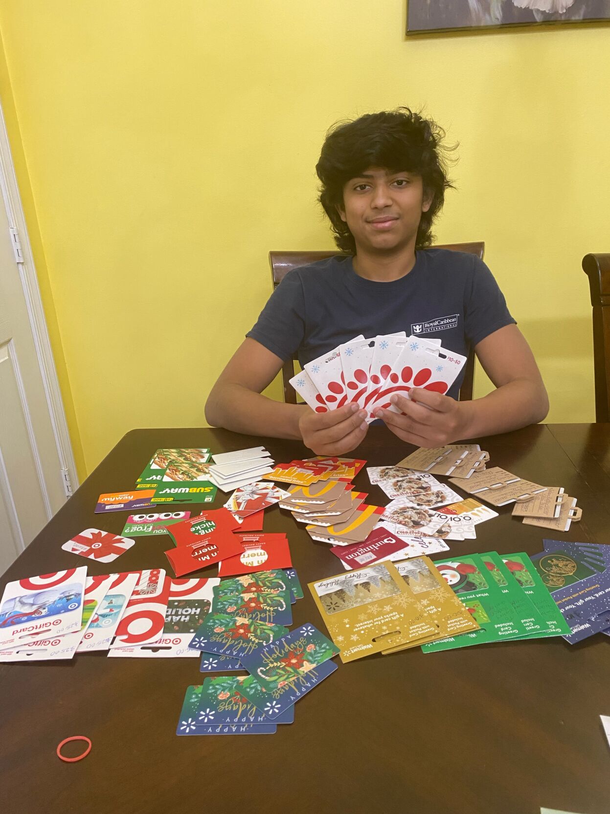 Abhi Badia with gift cards
